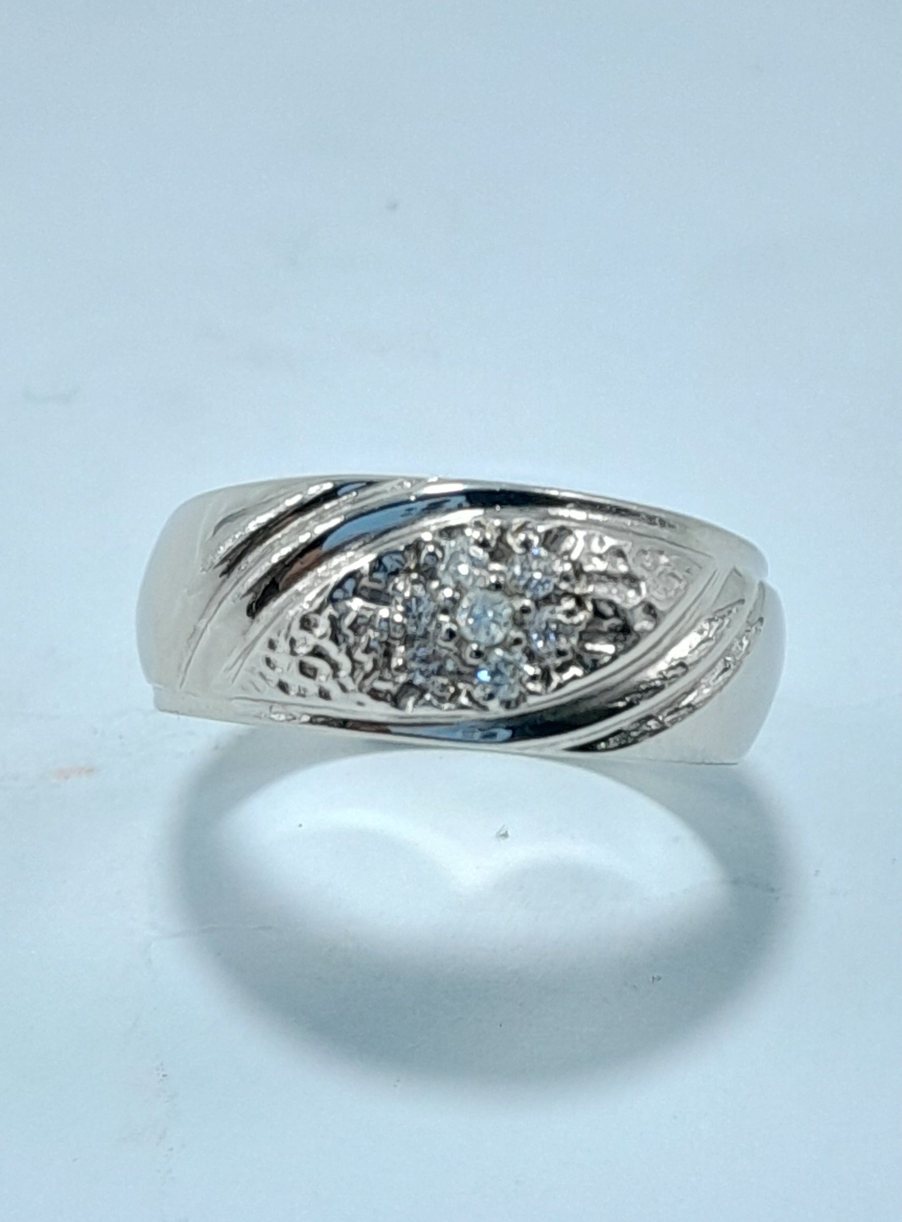 FJ 431 – Silver Floral Cluster Moissanite Band