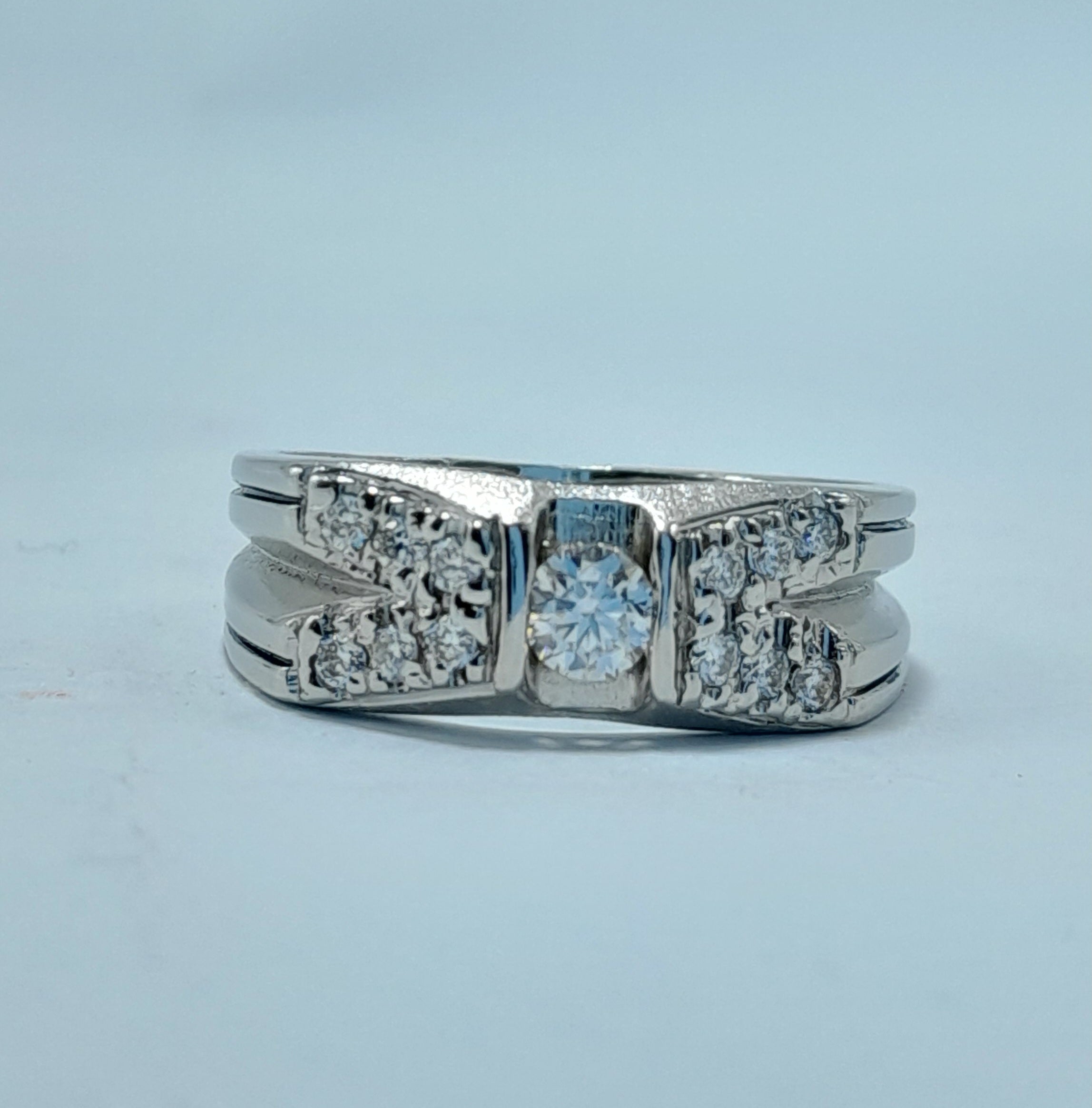 FJ 425 – Premium Silver Multi-Stone Moissanite Band