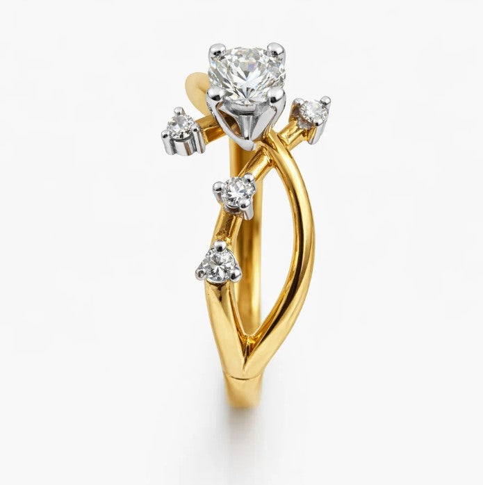 💎✨ FJ brings timeless beauty to life — where sparkling diamonds meet graceful design in 21k gold 💍