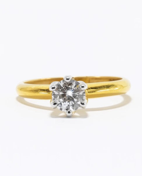 Fawaz Jewellers – Certified Diamond Solitaire | 21K Gold | Classic Floral Setting