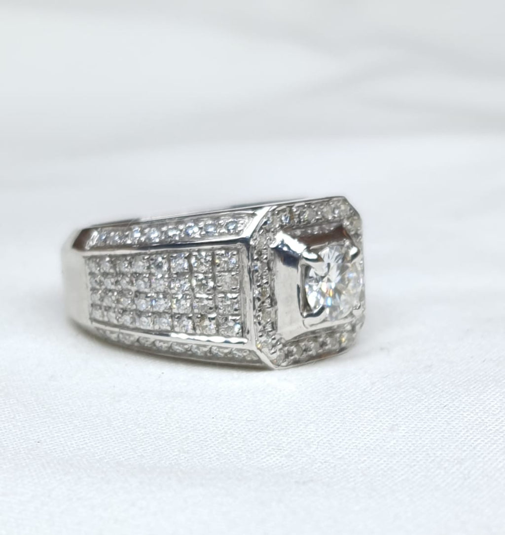 FJ 487 – Certified Moissanite Luxury Ring in 925 Silver
